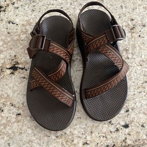 Chacos Men’s Classic - size 9